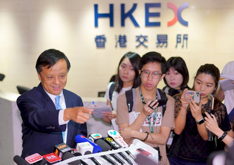 「一國兩制」存在根本缺陷！港交所總裁：北京對港缺乏信任
