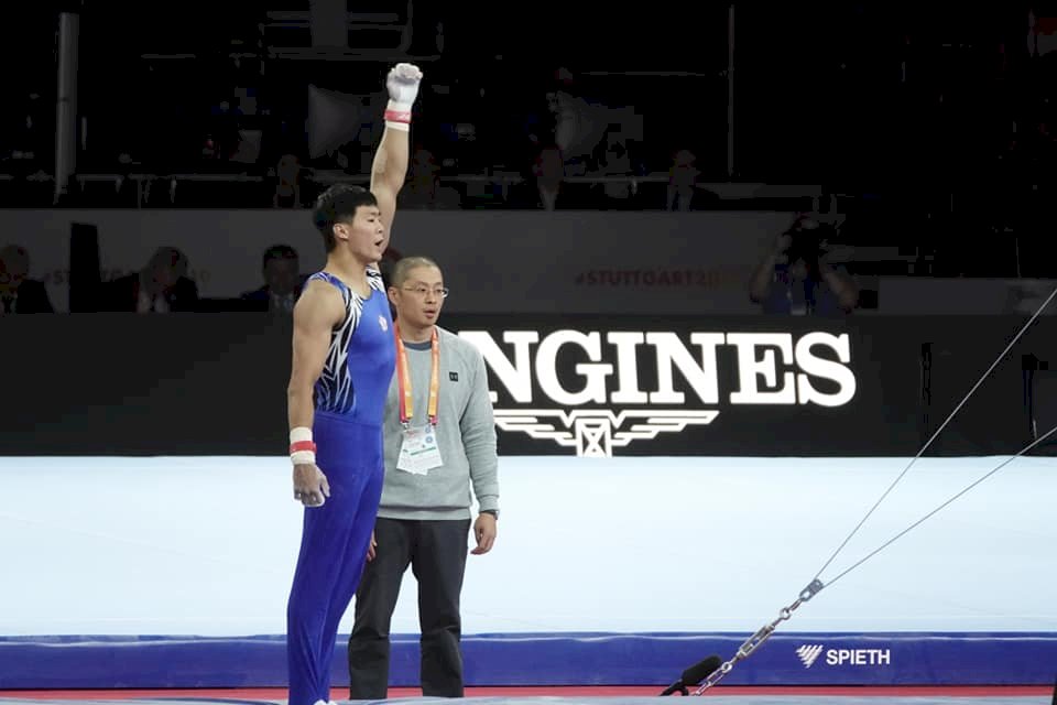 體操世錦賽男子全能  李智凱唐嘉鴻無緣獎牌