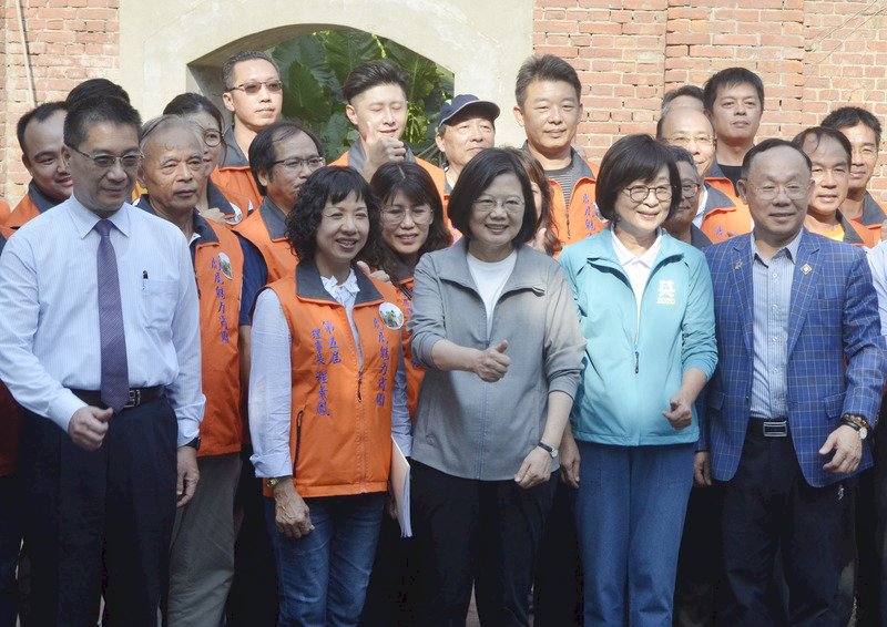 韓國瑜不訪美 蔡總統：參選總統對區域情勢不能含糊