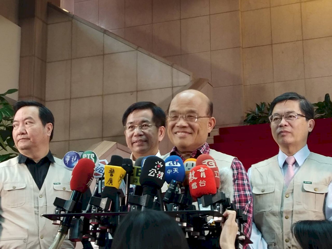 港願助陳同佳來台投案 蘇貞昌：林鄭態度丕變很詭異