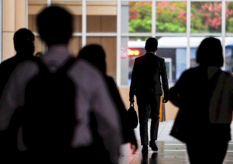 無薪假人數1.4萬  一週飆增逾6000人