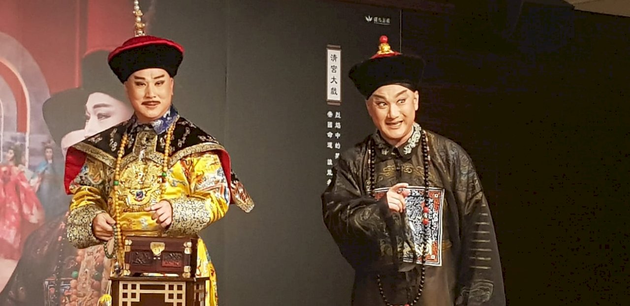 國光大戲「夢紅樓・乾隆與和珅」 隱喻台灣看中國