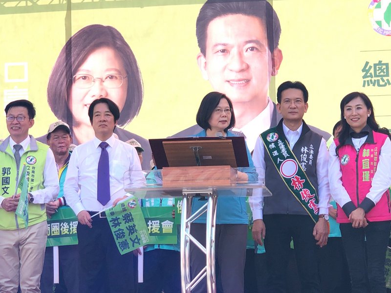 馬批台美關係缺實效 總統：美台商會會長都跳出來反駁馬