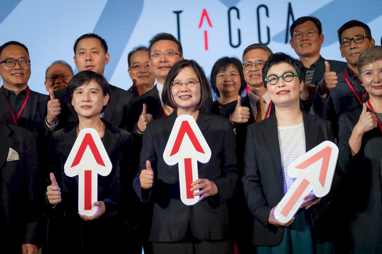 文策院正式揭牌 總統期許：讓台流成功點燃世界