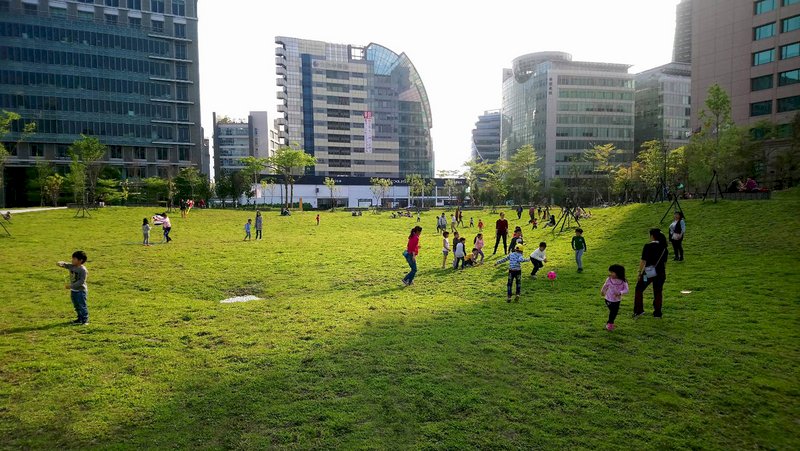 逛公園增進心理健康 研究：經濟價值達6兆美元