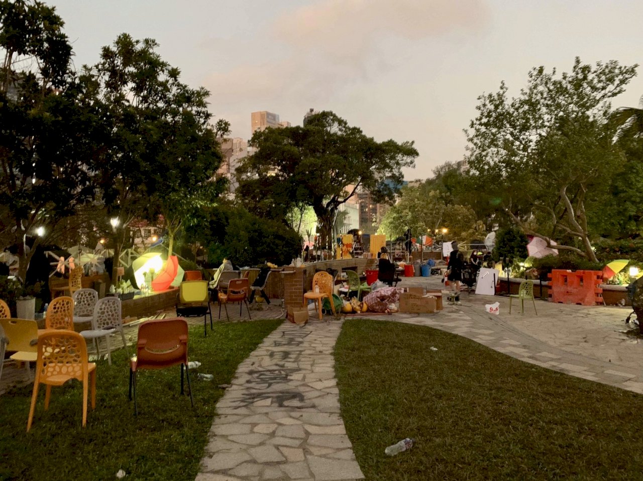 我一留港高中女生受困理工大學 陸委會：正透過各種管道積極協查