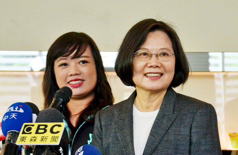 韓國瑜用麻將形容國際情勢 蔡總統：台灣實力最重要