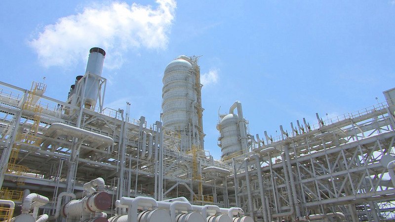 中國怕了 緊縮開放、共黨覆蓋企業進行統戰