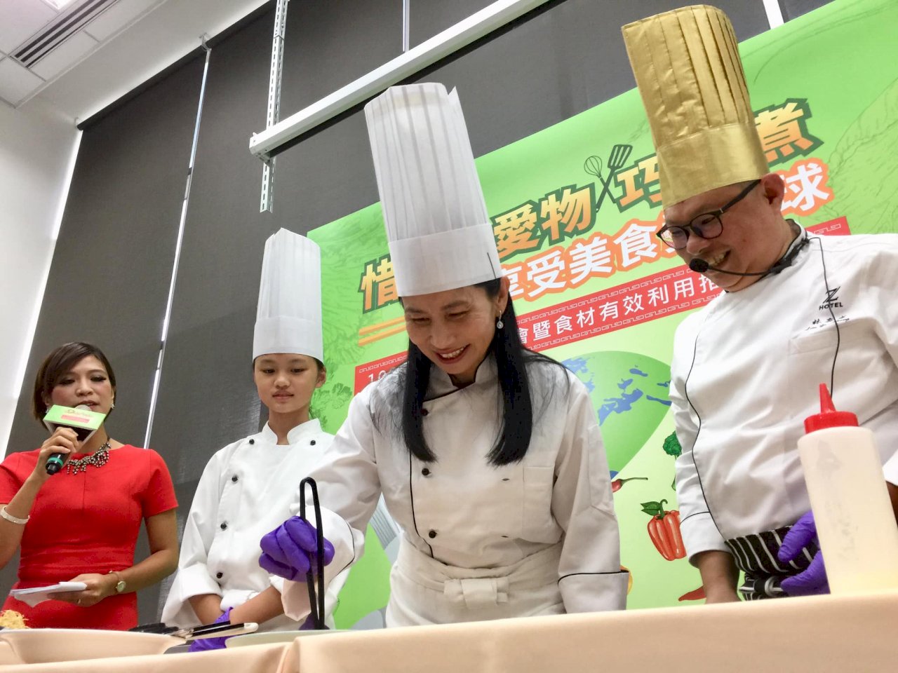 署長化身一日廚師 食藥署教你利用邊餘食材