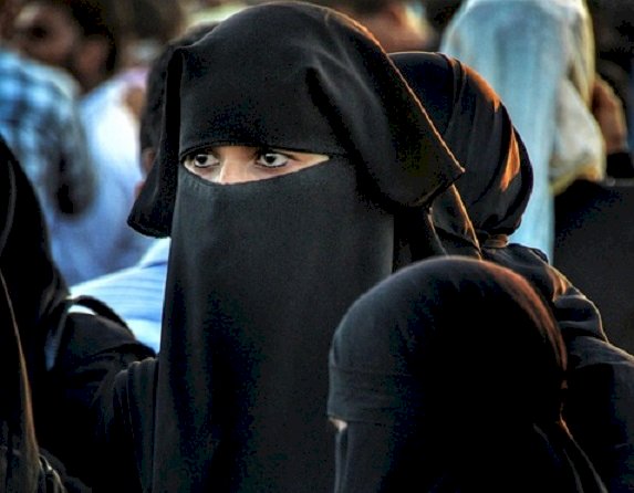 印度下院通過公民法修正 排除穆斯林難民惹議