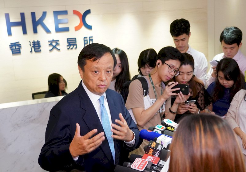 美國緊縮上市規範 港交所總裁：氣氛不好 不少中企將離美返港上市