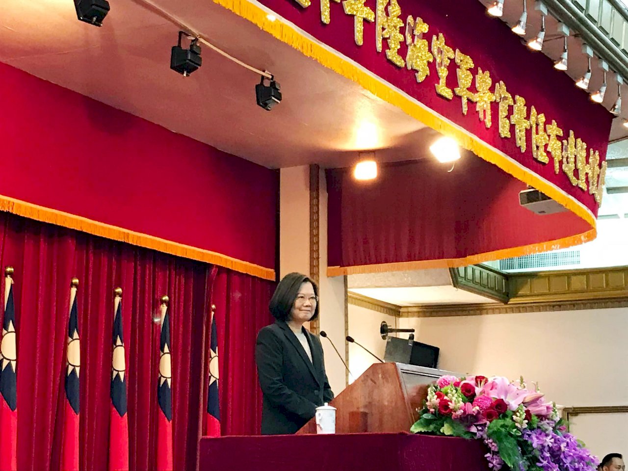 國軍將官晉任授階 蔡總統期勉以創新思維落實軍事革新(影音)