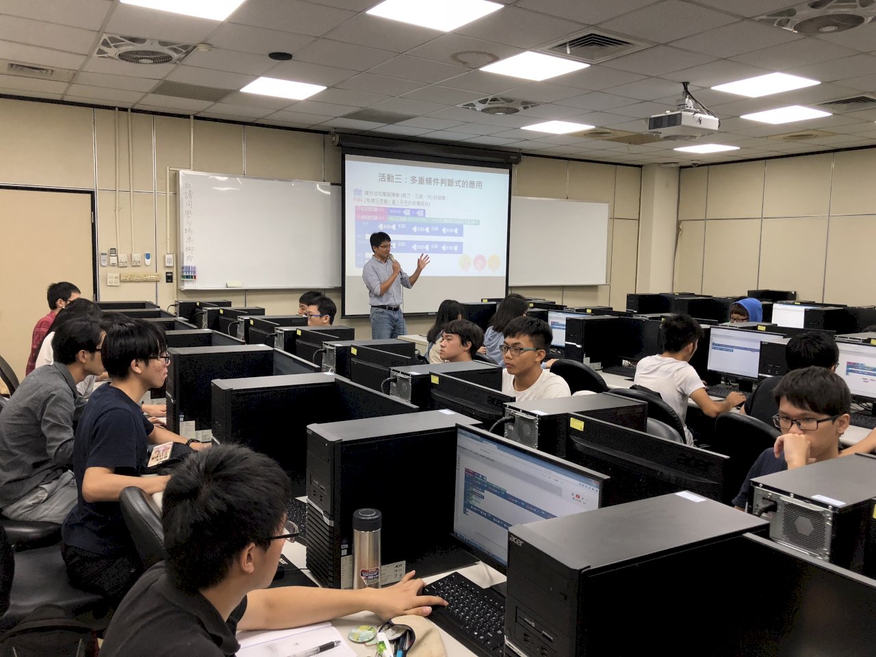 搭AI熱潮 台師大開通識課培養大學生運算思維能力