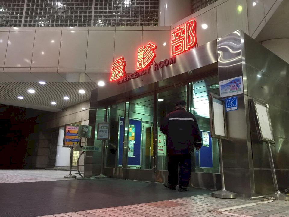 台灣醫療名不虛傳 視病如親、技術好、費用低 重點還免受騙