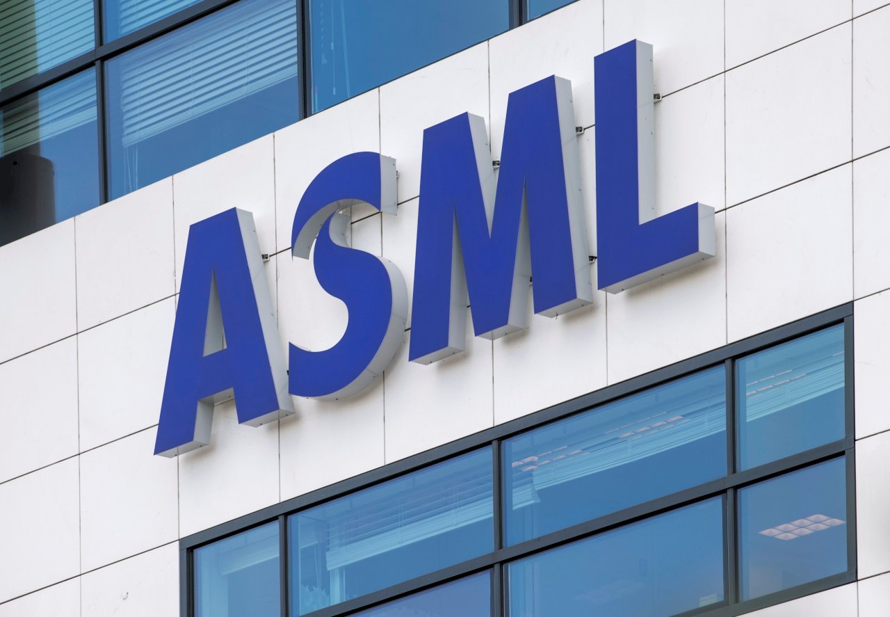 美擴大晶片出口管制 ASML訂單慘崩45%  全球科技股陷焦慮