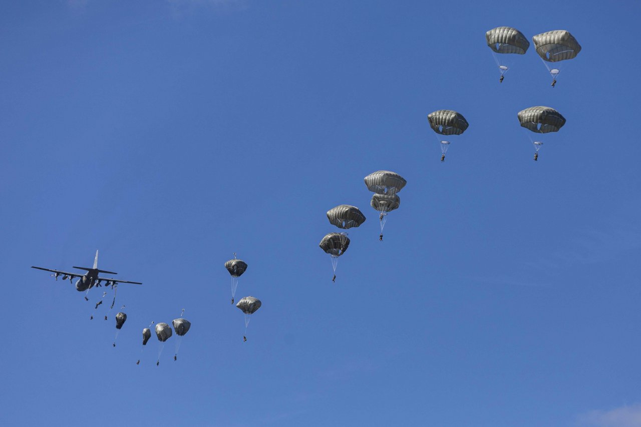 美軍第82空降師開赴中東 士兵：要打仗了
