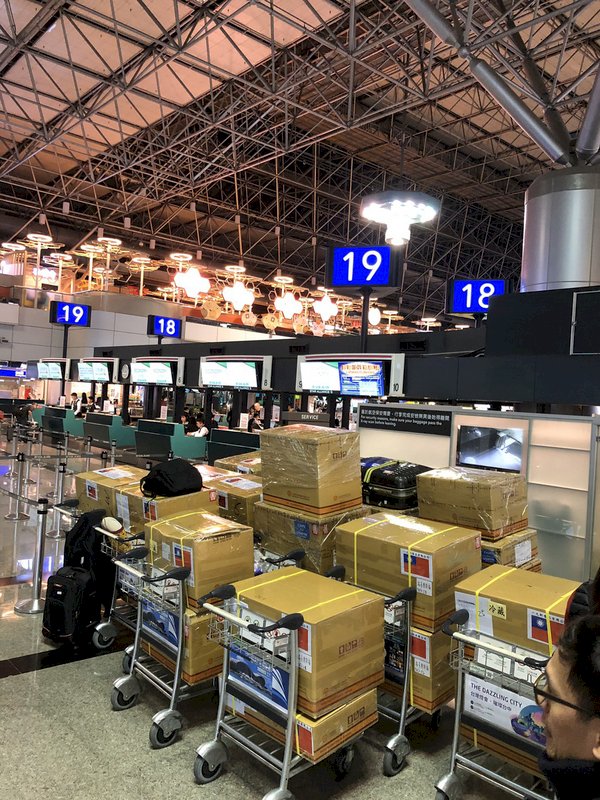 長榮支持世界盃麵包賽台灣隊  超重行李一手包辦
