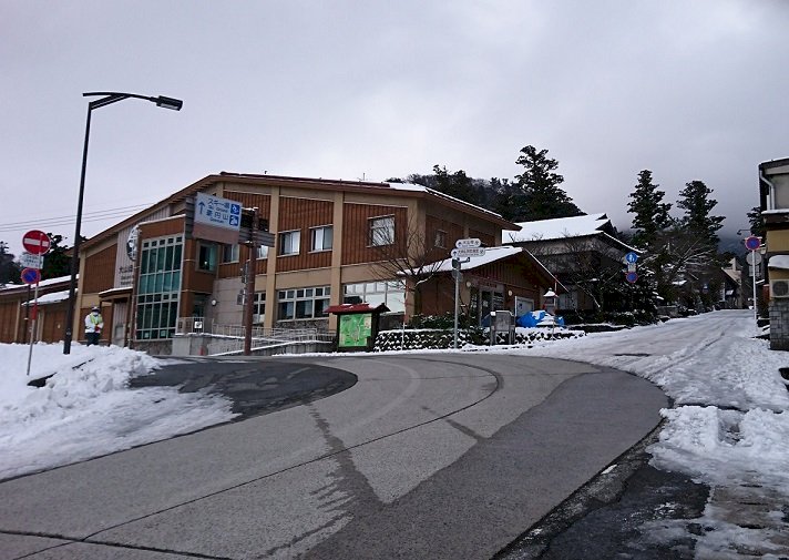 冰雪危機 日本札幌雪祭嚴重缺雪