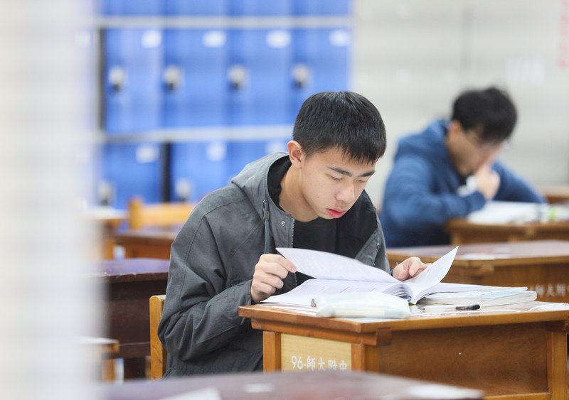 招聯會常委會決議 114學年度分科測驗恢復考數乙