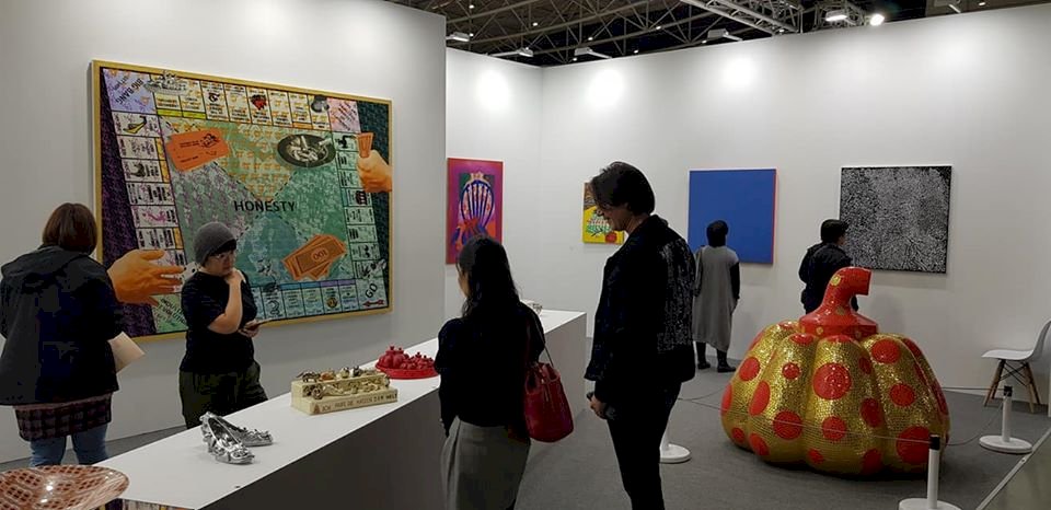 台灣21位慈善家故事啟發黃海欣創作靈感  台北當代展出