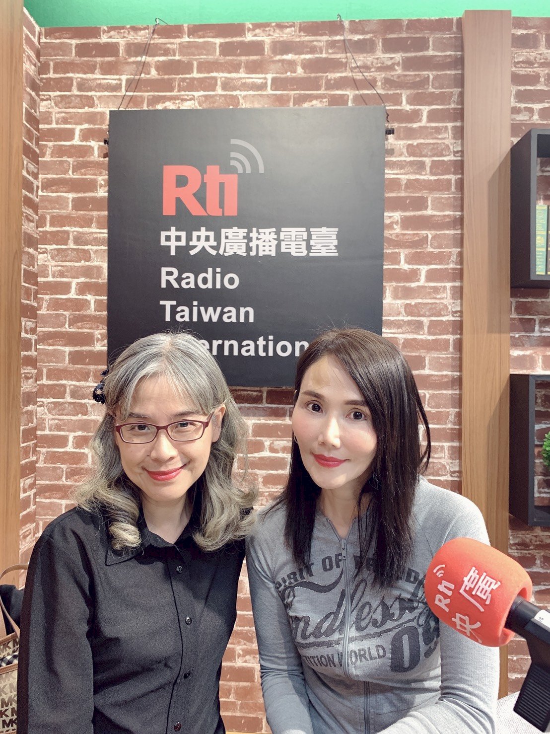 從歌手到推手