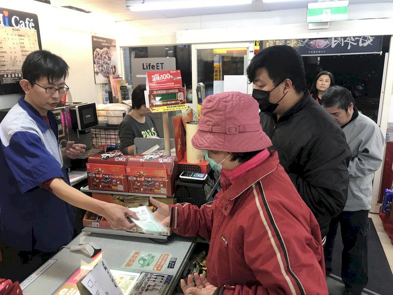 國民黨：肯定口罩實名購買 但7天限購2片仍需有配套