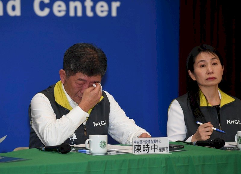 敬佩疫情指揮中心抗疫精神  近8萬網友「出征」衛福部留言打氣