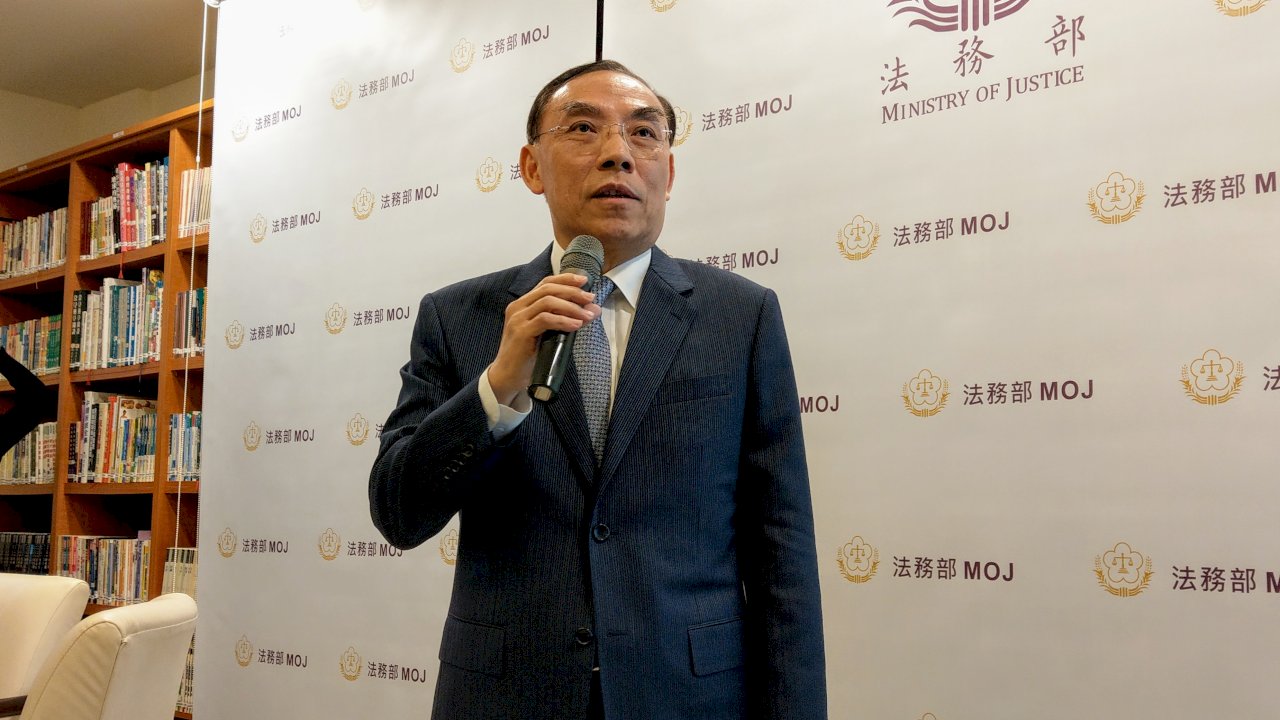 網軍帶風向引發囤貨潮 法務部：已鎖定特定對象