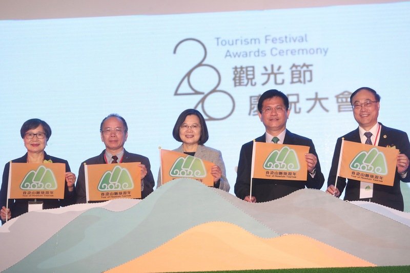武漢肺炎衝擊／救觀光  交通部批准近20億救急金