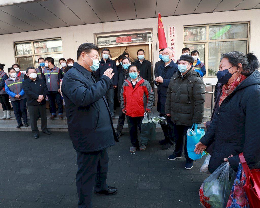 中國疫情死亡破千 習近平首度現身醫院視察