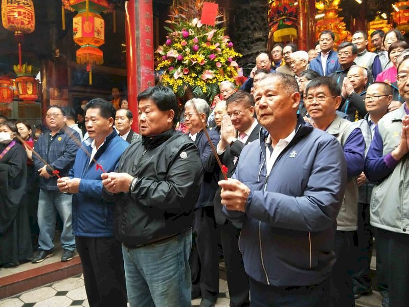 「我們拼成這樣，你們還這樣」&nbsp; 醫生急呼籲停辦遶境