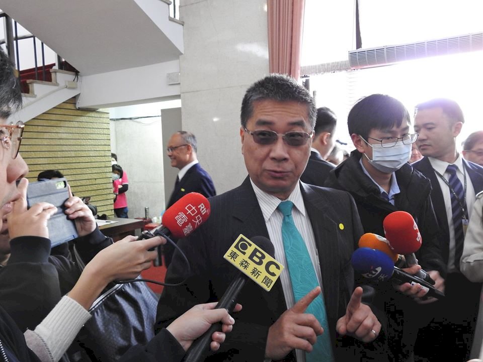 全國性酒測暫停惹議 徐國勇：酒駕零容忍、防疫零空隙