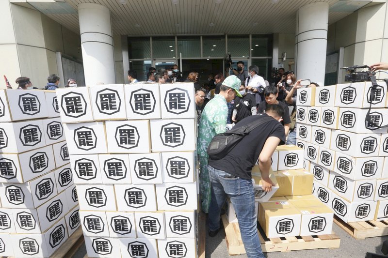 罷韓二階連署審查通過 中選會最快4/17宣告成案