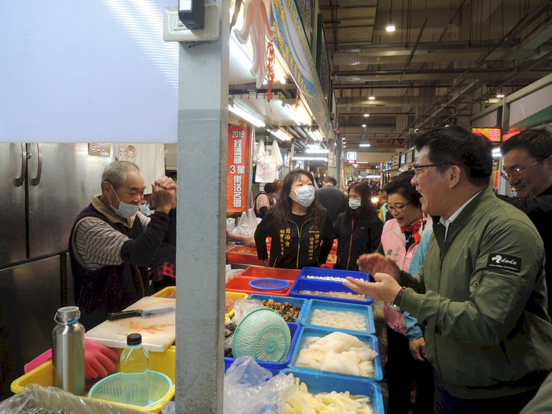 振興抵用券 林佳龍：會納入傳統市場