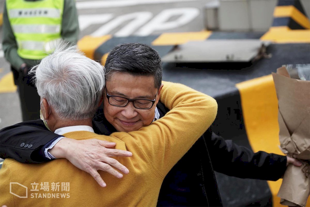 佔中發起人陳健民出獄：這是爭取民主的代價