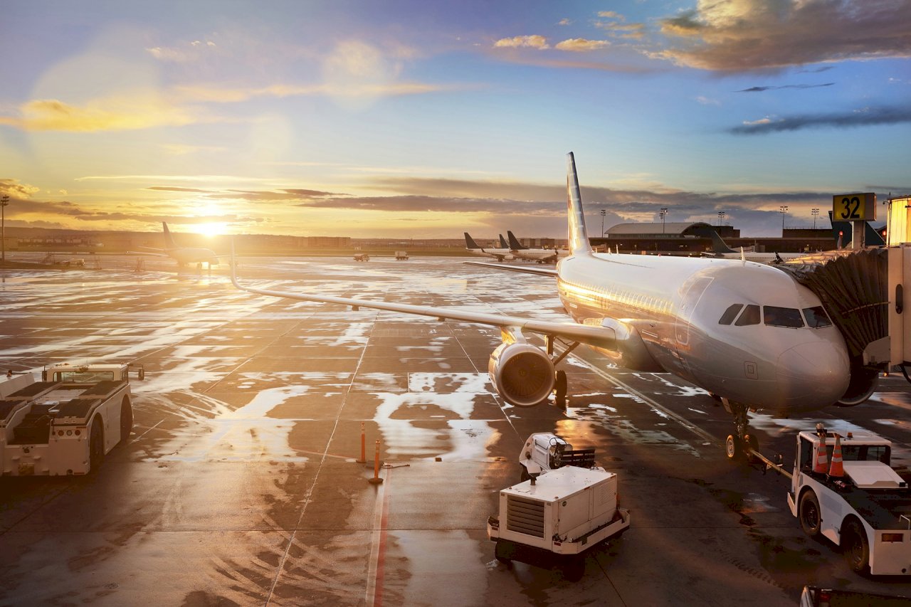 IATA：疫情重創全球空運 2024年前難恢復水準