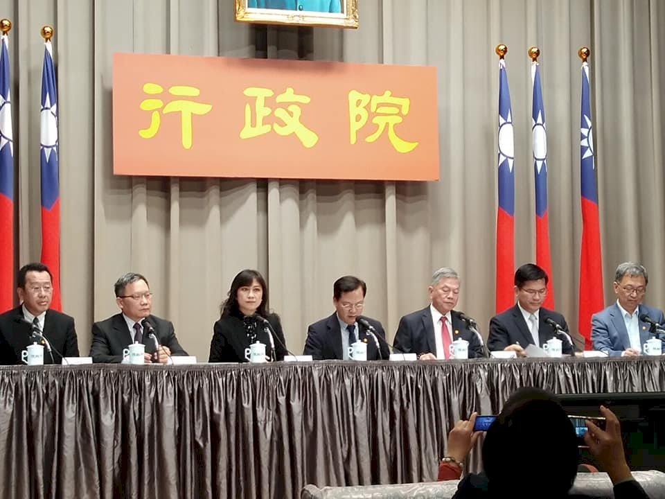 因應武漢肺炎衝擊 政院紓困總金額不排除破千億