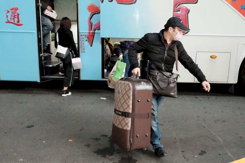 回家真好 第二批武漢專機旅客今解除隔離