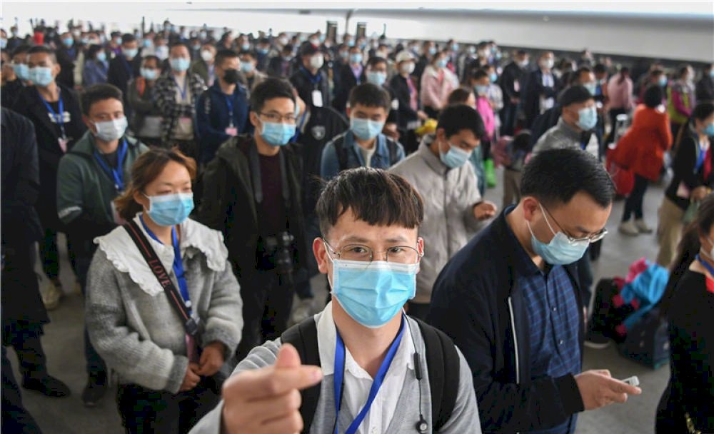 湖北解除封城 當地湧現返鄉人潮