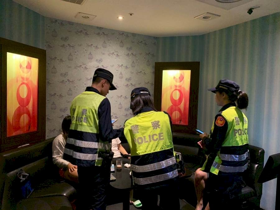 防堵居家檢疫隔離者趴趴走 北市警擴大臨檢