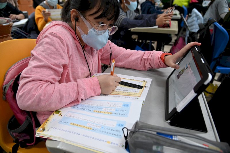 停課恐造成孩子永久傷害 掀家長熱議