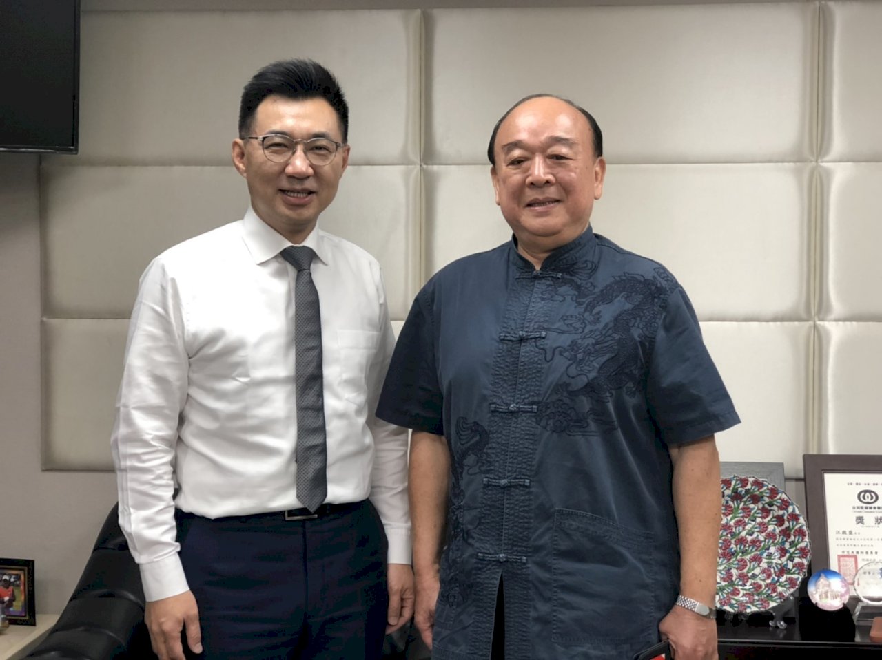 今與江啟臣會談 吳斯懷肯定設立委考評制度立意甚佳