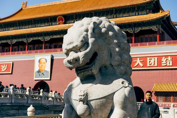 中國五一連假景區限時限量 旅遊人潮縮水