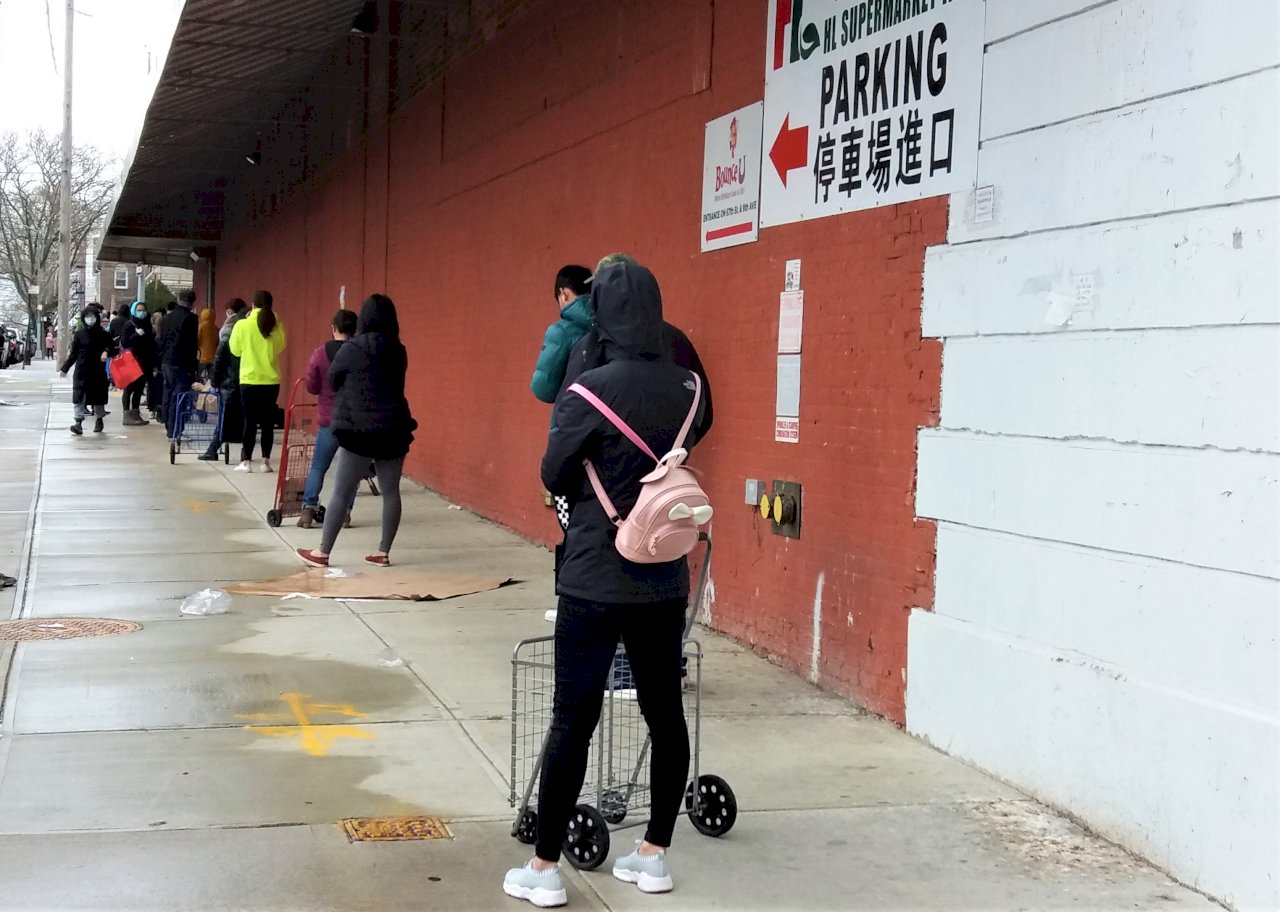 嘜擱卡啊！美國人搶物資 插隊也報警 警長推文籲專線留給緊急求助