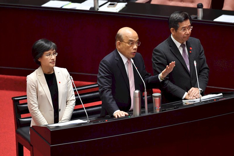藍委籲發現金紓困 蘇貞昌：紓困現金發放超過1千億