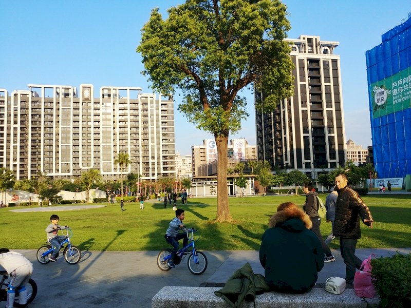 全台天氣暖熱 台南高雄注意黃色高溫燈號