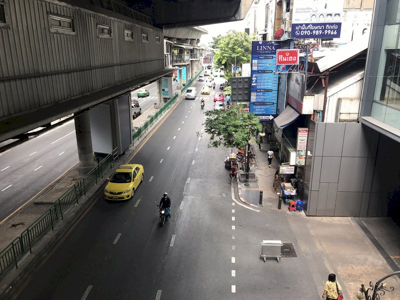 寺廟關閉禁止潑水 泰國新年半世紀以來最冷清