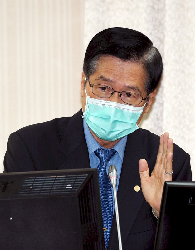 敦睦艦上發燒就診 嚴德發：支隊長未按規定回報