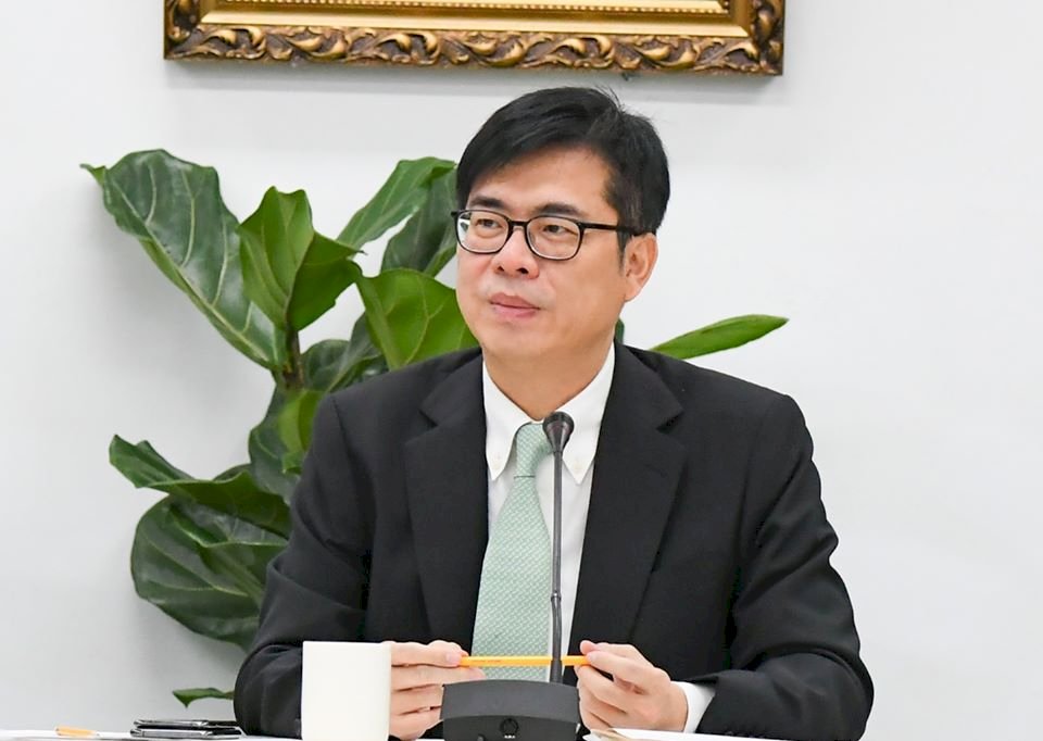 台灣的警示石沈大海 陳其邁指譚德塞難辭其咎