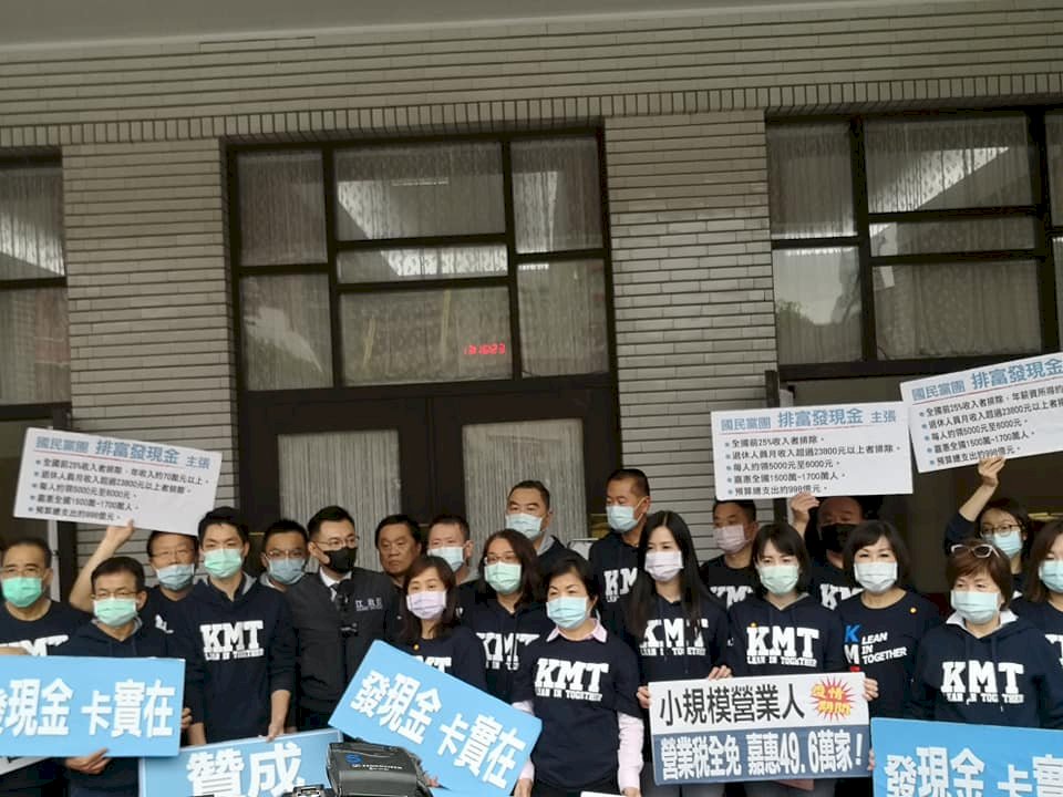 紓困條例三讀 立院最快24日邀蘇揆報告預算案